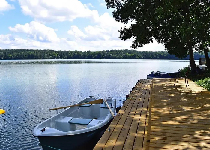 With Fireplace And Private Garden Nyaraló
